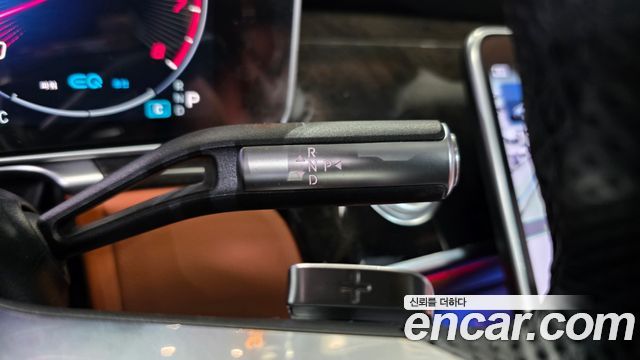 Mercedes-Benz S-Class 2022 — photo 12