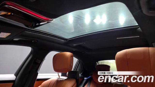 Mercedes-Benz S-Class 2022 — photo 24