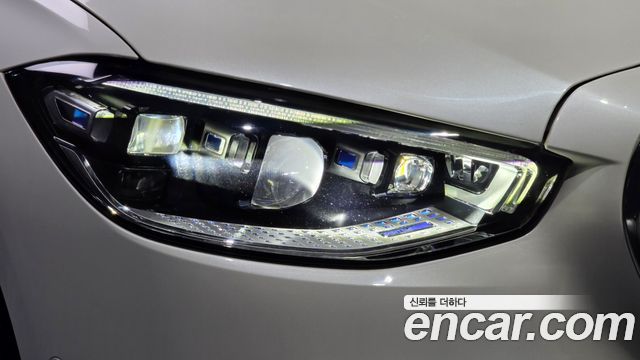 Mercedes-Benz S-Class 2022 — photo 8