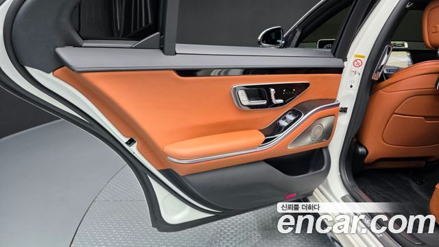 Mercedes-Benz S-Class 2022 — photo 15