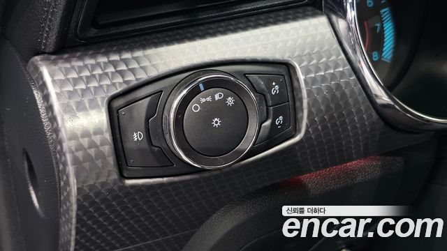 Ford Mustang 2015 — photo 15