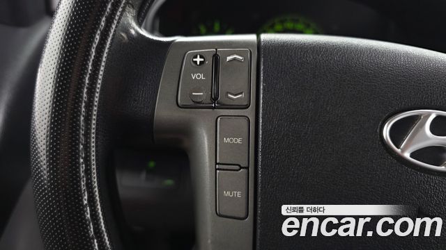Hyundai Starex 2015 — photo 17