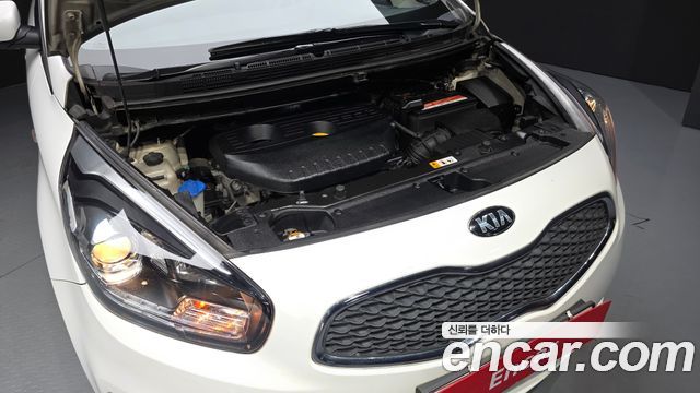 Kia Carens 2015 — photo 6