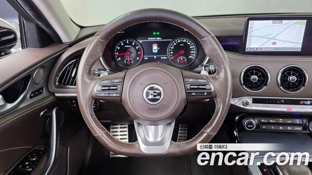 Kia Stinger 2021 — photo 19
