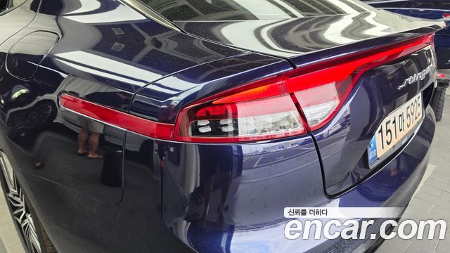 Kia Stinger 2021 — photo 9