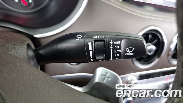 Kia Stinger 2021 — photo 29