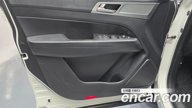 KG Mobility Rexton 2019 — photo 14