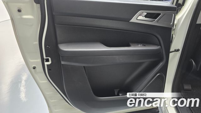 KG Mobility Rexton 2019 — photo 15
