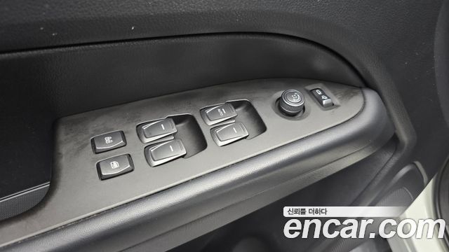 KG Mobility Rexton 2019 — photo 27