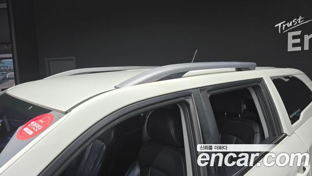 KG Mobility Rexton 2019 — photo 30