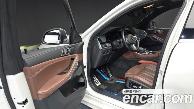 BMW X6 2022 — photo 10
