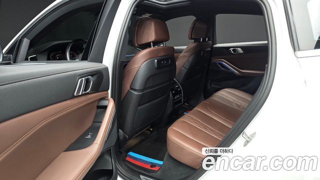 BMW X6 2022 — photo 11