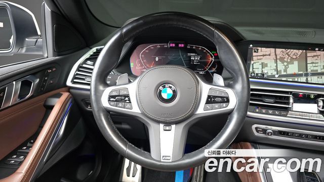 BMW X6 2022 — photo 12