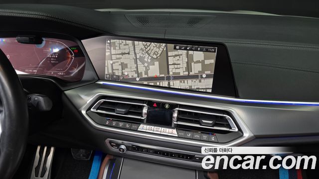 BMW X6 2022 — photo 13