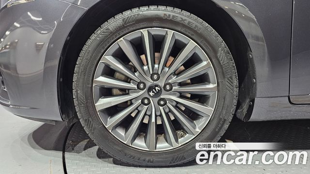 Kia K7 2016 — photo 5