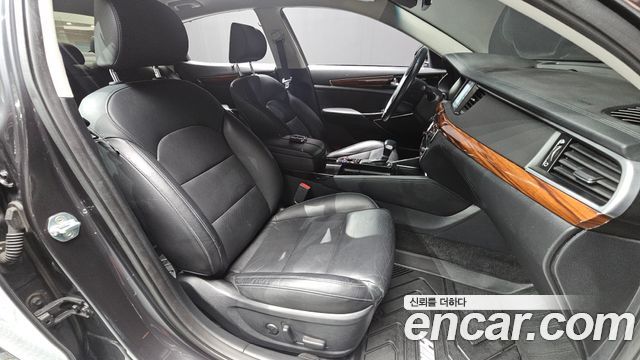 Kia K7 2016 — photo 11