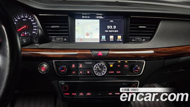 Kia K7 2016 — photo 15