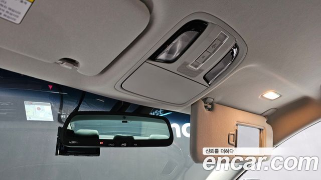 Kia K7 2016 — photo 19