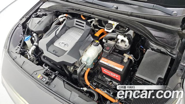 Hyundai Ioniq 2017 — photo 6