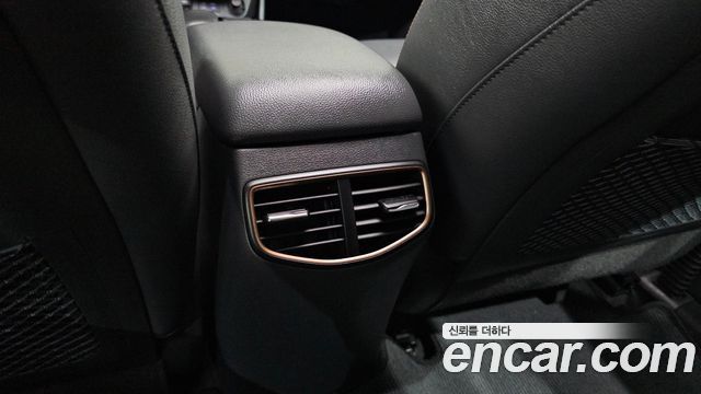 Hyundai Ioniq 2017 — photo 31