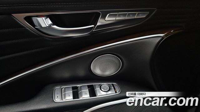 Kia K9 2019 — photo 28