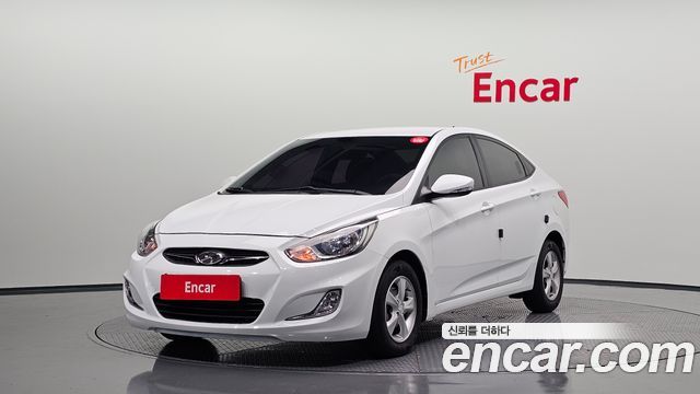 Hyundai Accent 2014 — photo 1