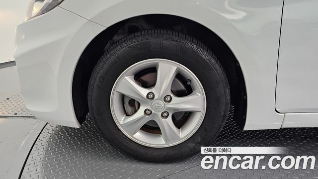 Hyundai Accent 2014 — photo 5