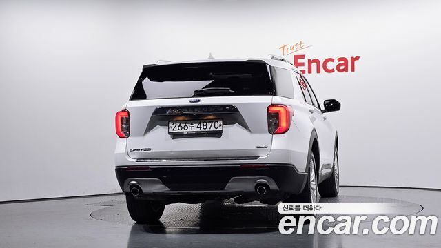 Ford Explorer 2020 — photo 4