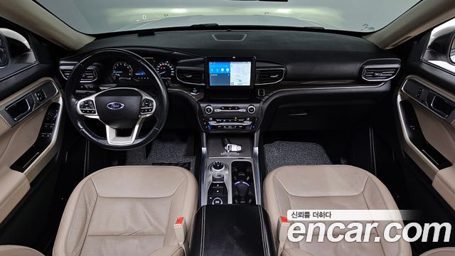 Ford Explorer 2020 — photo 7