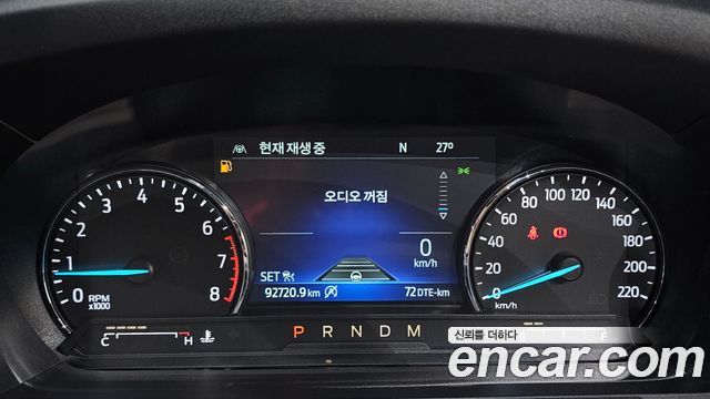 Ford Explorer 2020 — photo 8