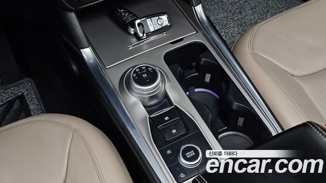 Ford Explorer 2020 — photo 9