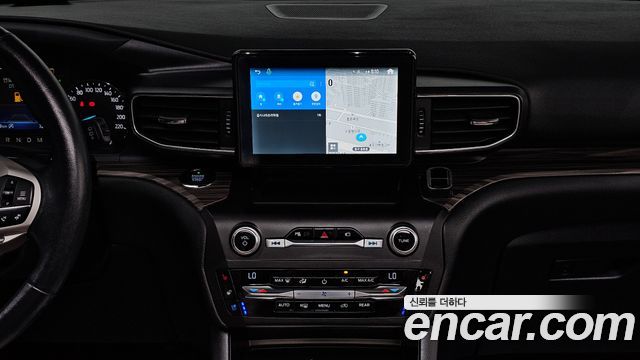Ford Explorer 2020 — photo 14