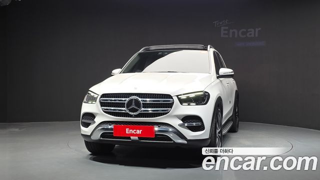 Mercedes-Benz GLE-Class 2023 — photo 3