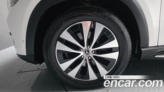 Mercedes-Benz GLE-Class 2023 — photo 5