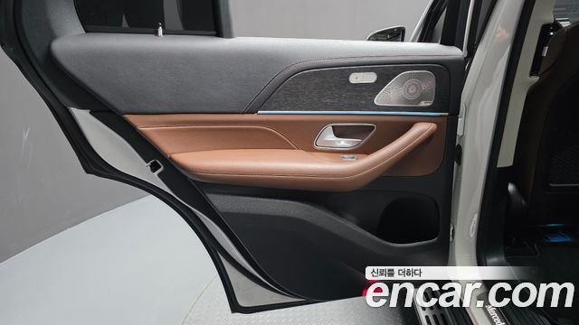 Mercedes-Benz GLE-Class 2023 — photo 15