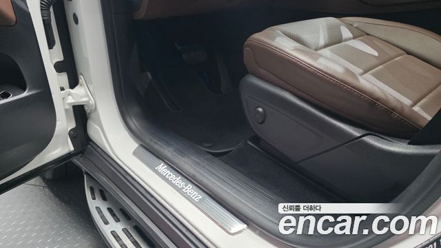 Mercedes-Benz GLE-Class 2023 — photo 30