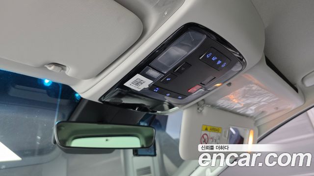 Hyundai Staria 2023 — photo 17