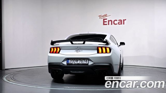 Ford Mustang 2024 — photo 4