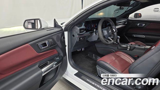 Ford Mustang 2024 — photo 13