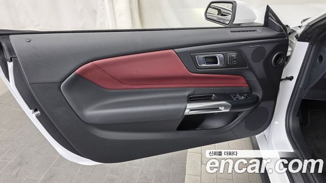 Ford Mustang 2024 — photo 14