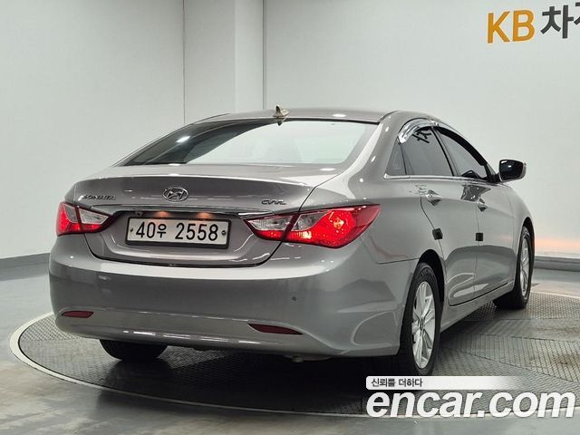 Hyundai Sonata 2012 — photo 3