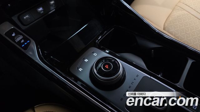 Kia Sorento 2023 — photo 12