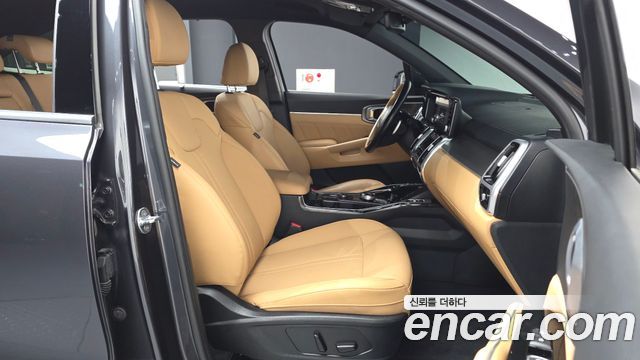 Kia Sorento 2023 — photo 17