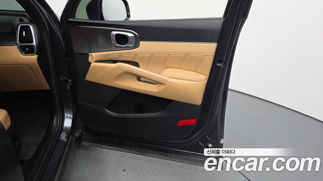 Kia Sorento 2023 — photo 14