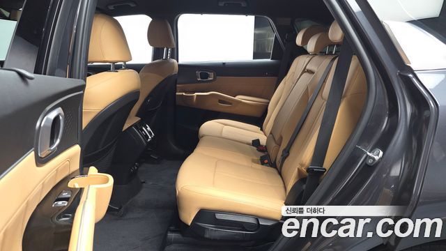 Kia Sorento 2023 — photo 16