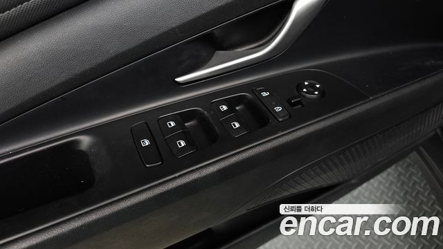 Hyundai AVANTE 2022 — photo 17