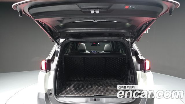 Peugeot 5008 2021 — photo 26