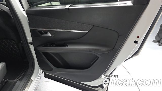 Peugeot 5008 2021 — photo 15