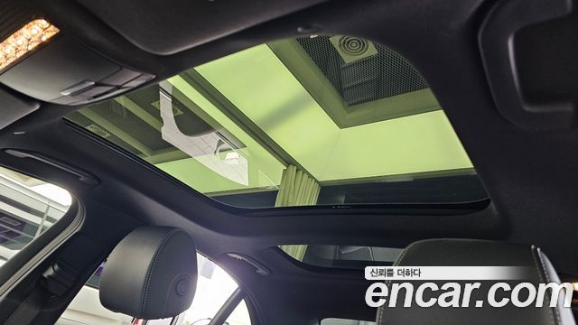 Mercedes-Benz E-Class 2019 — photo 22