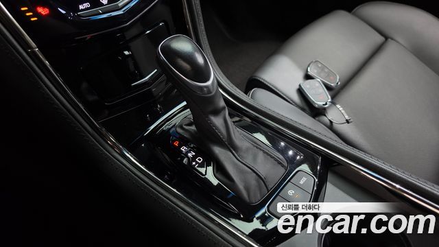 Cadillac ATS 2018 — photo 12